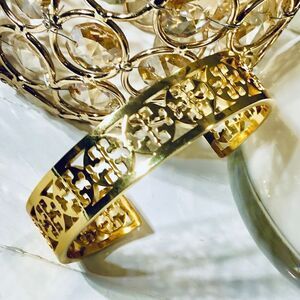 TORY BURCH OPEN BRACELET CUFF 18K GOLD/BRASS